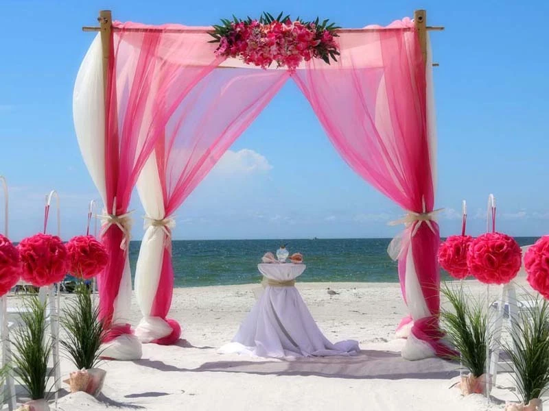 Florida Beach Weddings – Think Pink!